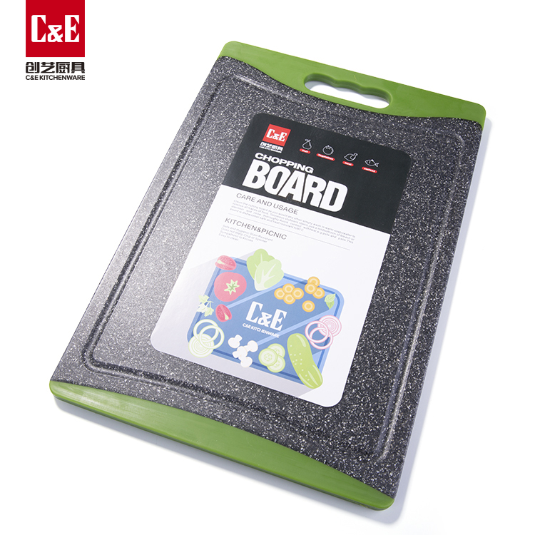 C&E Kitchenware Natural straw chopping board