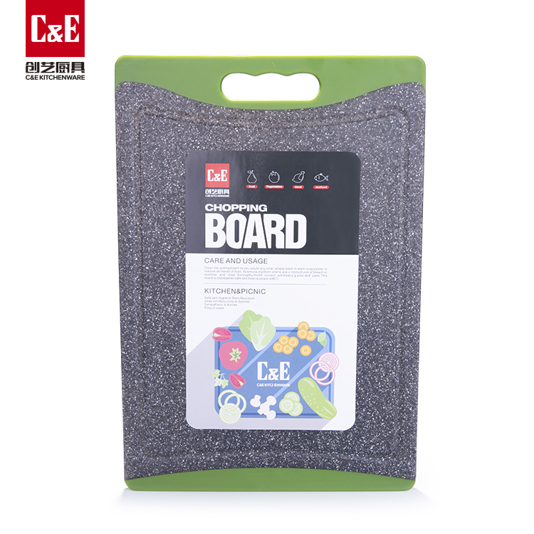 C&E Kitchenware Natural straw chopping board